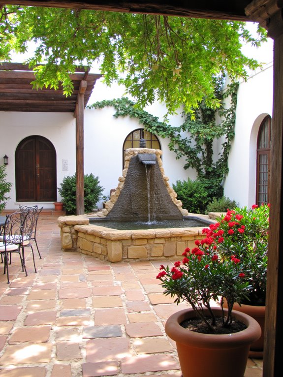 courtyards enhance hacienda living